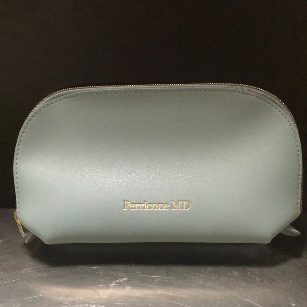 Perricone MD Vinyl makeup bag